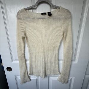 Moda International women's sweater